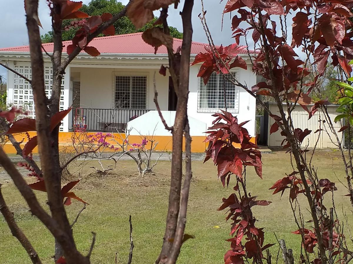 Kaz A Faup Villa Grand-Bourg  Exterior photo